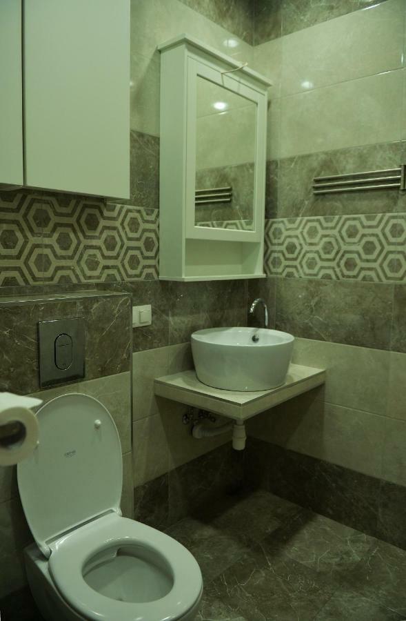 Spacious Modern 2 Bedrooms Apartment In Central Erivan Exterior foto